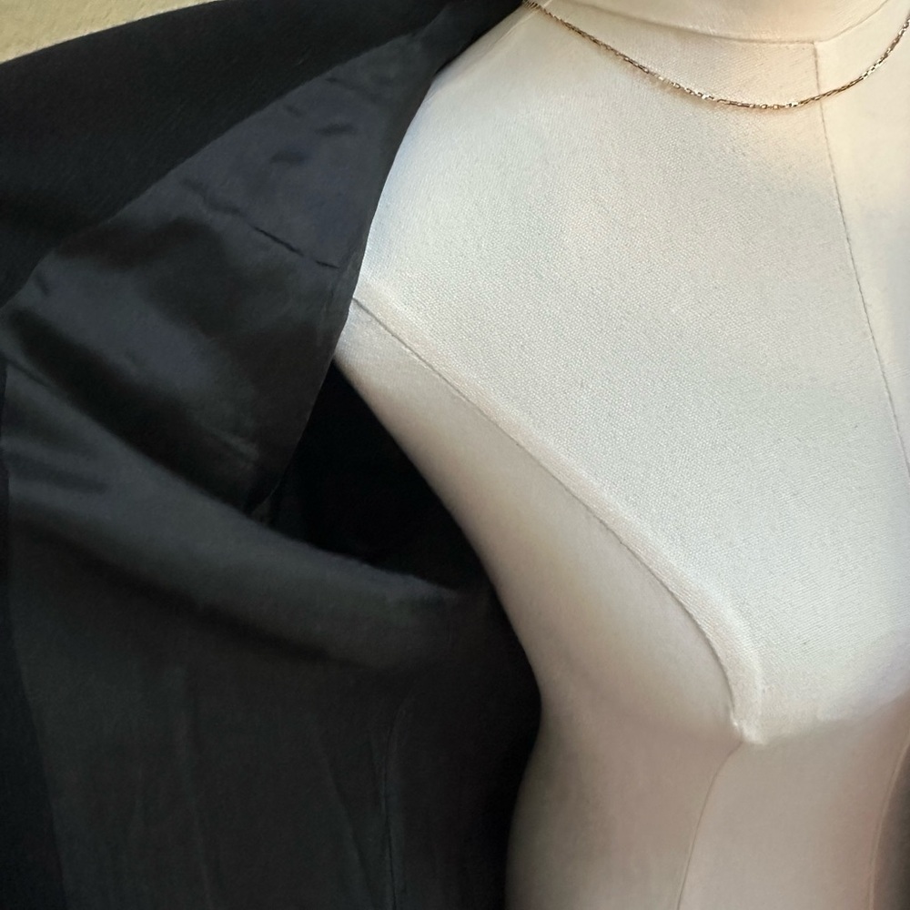 Vintage Giorgio Armani Le Collezioni Black Blazer | Made in Italy | Size 10 - Picture 6 of 7